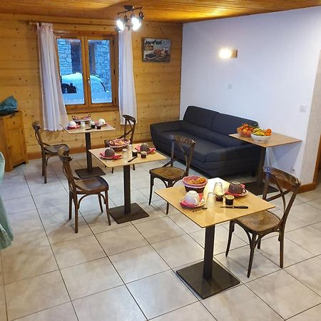 Chalet Le Bois Joli Бонвал-сюр-Арк Екстериор снимка