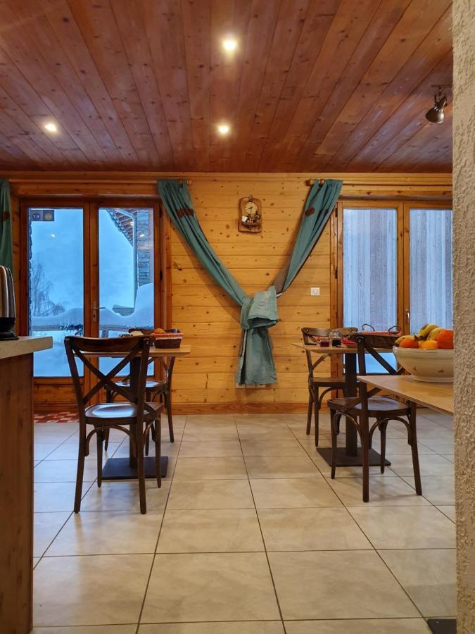 Chalet Le Bois Joli Бонвал-сюр-Арк Екстериор снимка